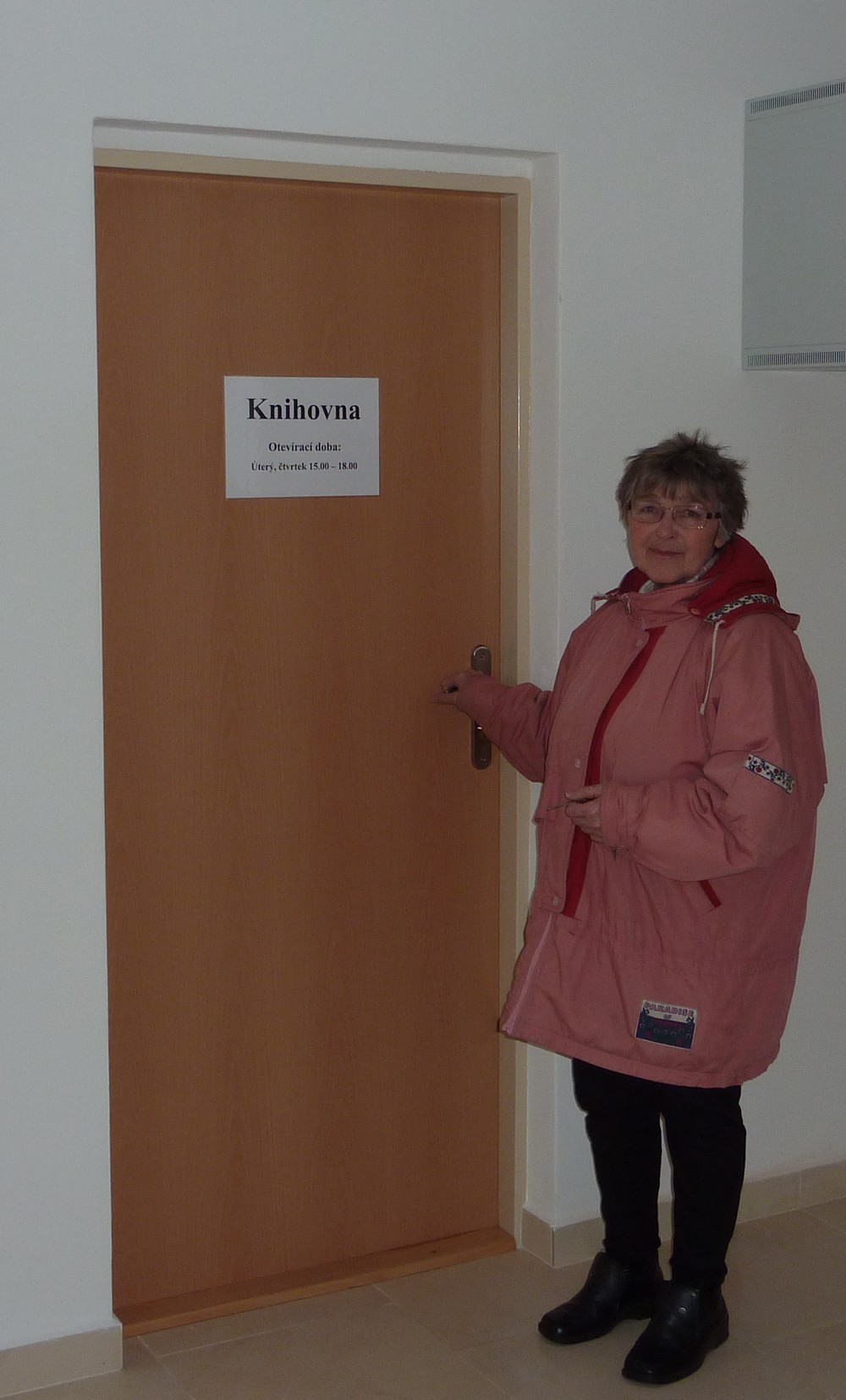 OBRÁZEK : knihovna_1.jpg OBRÁZEK : knihovna_1.jpg